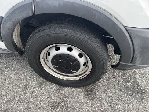 Used 2019 Ford Transit 150 150 3dr SWB Low Roof Cargo Van image 36