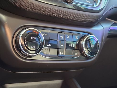 Used 2023 Chevrolet TrailBlazer LT w/ Convenience Package image 23