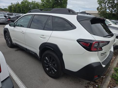 Used 2024 Subaru Outback Onyx Edition XT AWD/4WD image 5