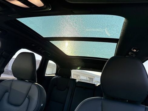 New 2026 Volvo XC60 B5 Ultra w/ Protection Package Premier AWD/4WD image 13