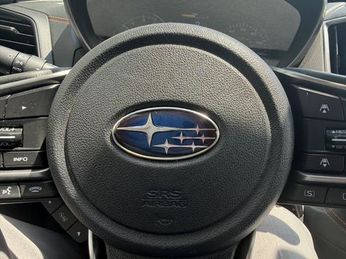 Used 2022 Subaru Crosstrek 2.0i Premium AWD/4WD image 22