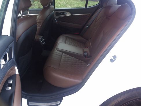 Used 2021 Genesis G70 3.3T w/ Prestige Package image 15