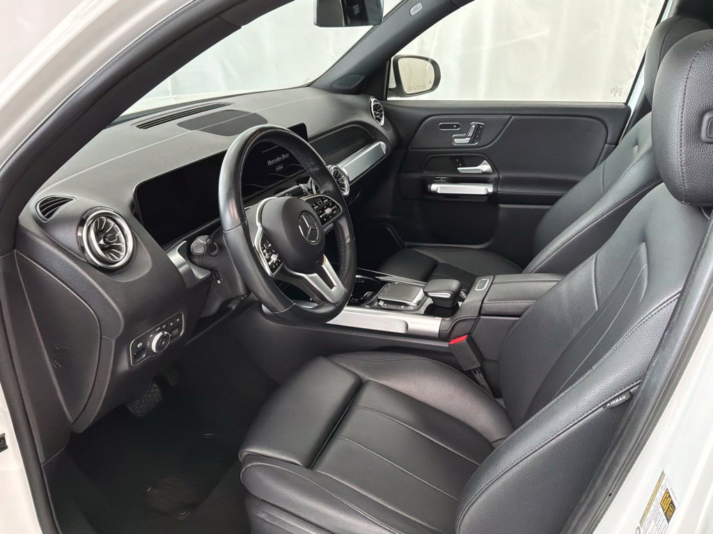 Used 2023 Mercedes-Benz GLB 250 image 22