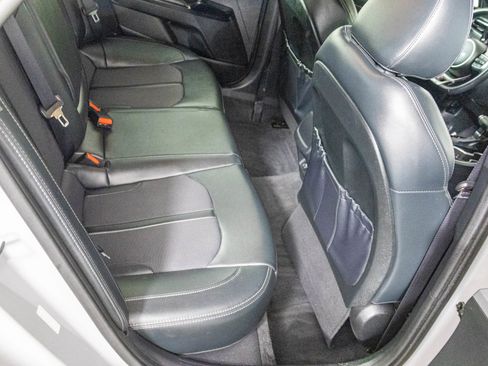 Used 2022 Kia K5 GT-Line image 37