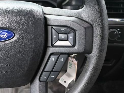 Used 2015 Ford F150 XLT AWD/4WD image 28