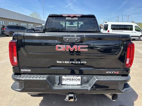 Used 2023 GMC Sierra 2500 AT4 w/ AT4 Premium Plus Package AWD/4WD image 4