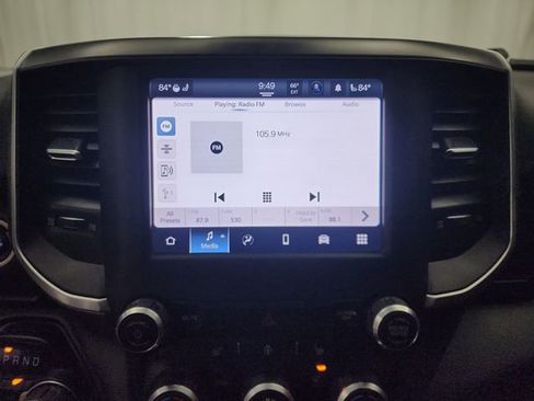 Used 2022 RAM 1500 Big Horn image 16