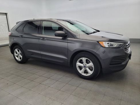 Used 2020 Ford Edge SE image 11