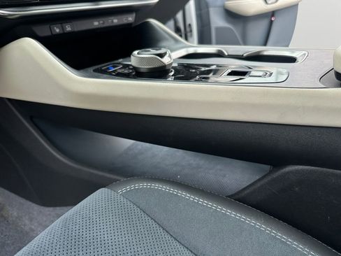 Used 2023 Lexus RZ 450e Premium w/ Accessory Package (2T) image 19