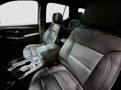 Used 2023 Chevrolet Traverse RS w/ LPO, Floor Liner Package AWD/4WD image 22