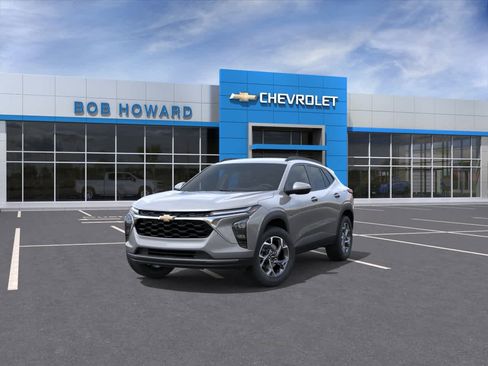 New 2026 Chevrolet Trax LT w/ Driver Confidence Package FWD image 8