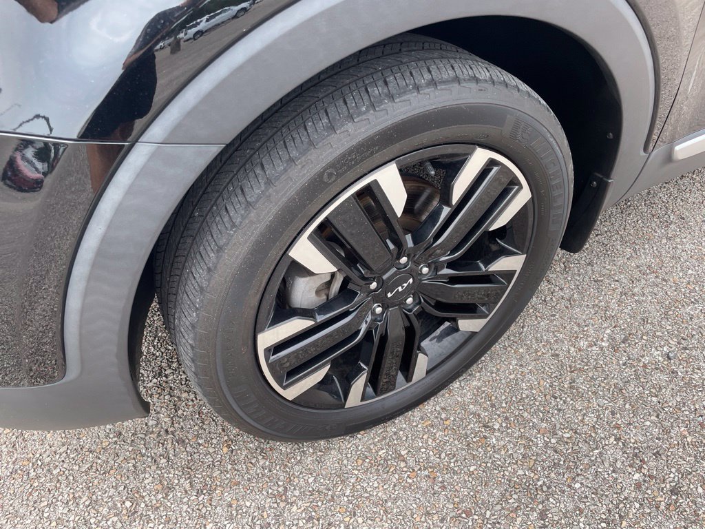 Used 2023 Kia Telluride SX AWD/4WD image 11