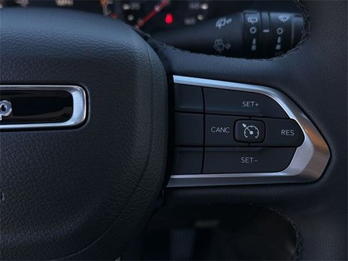 New 2026 Jeep Compass Latitude image 25