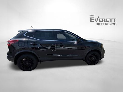 Used 2020 Nissan Rogue Sport S FWD image 3