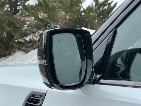 New 2026 Nissan Armada NISMO image 11