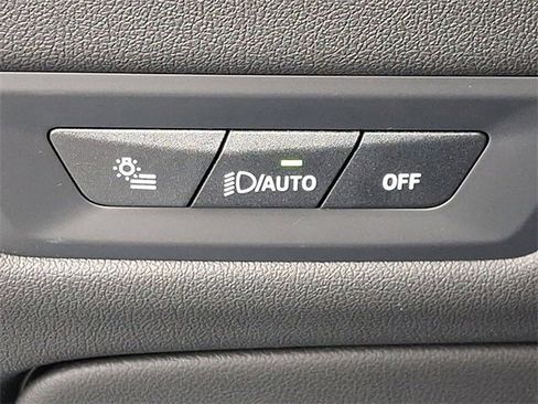 Certified 2026 BMW X5 xDrive50e w/ Premium Package image 15