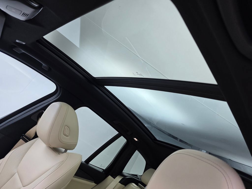 Used 2022 BMW X3 sDrive30i RWD image 12