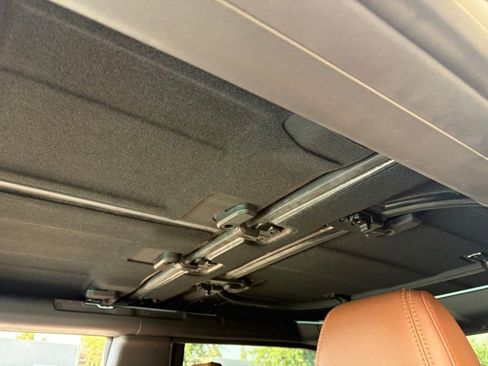 Used 2024 Ford Bronco Heritage Edition image 10