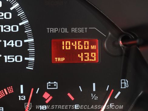 Used 2002 Chevrolet Camaro Z28 w/ Sport Appearance Pkg RWD image 38