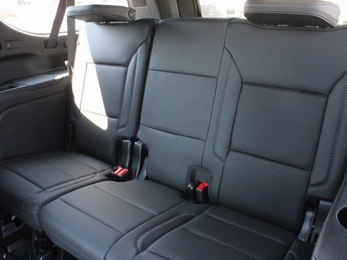 New 2025 GMC Yukon XL Denali w/ Sun & Power Step Package image 25