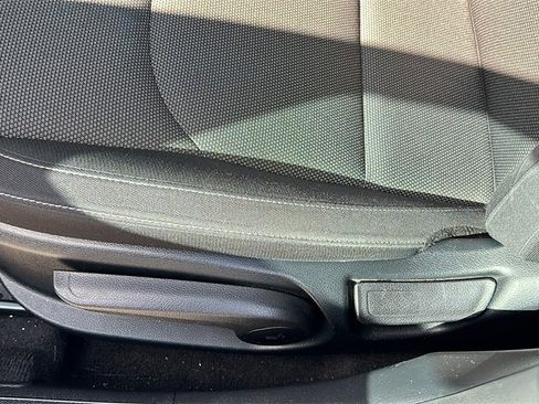 Used 2023 Kia Forte LXS w/ LXS Technology Package image 10