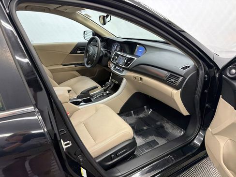 Used 2015 Honda Accord EX-L image 15