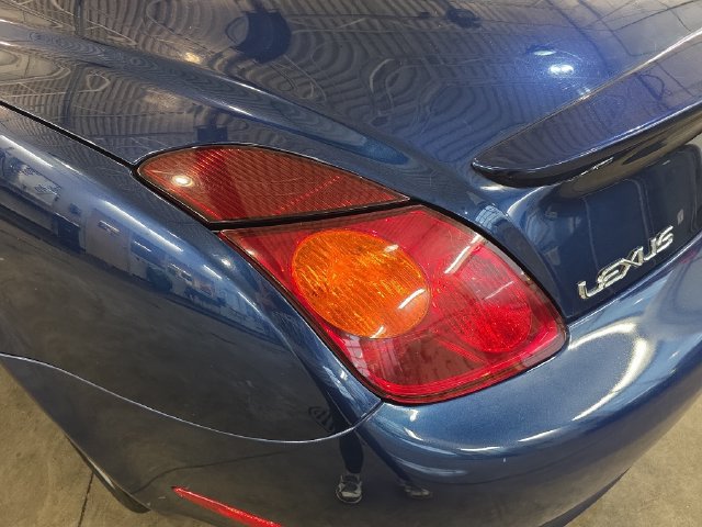 Used 2004 Lexus SC 430 Convertible w/ Preferred Accessory Pkg RWD image 40
