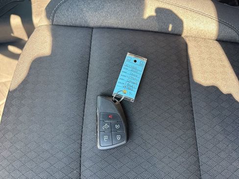 Used 2023 Chevrolet Silverado 1500 Custom image 34