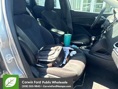 Used 2015 Dodge Dart SXT FWD image 15