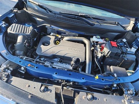 Used 2025 Chevrolet Equinox LT w/ Safety and Technology Package image 13