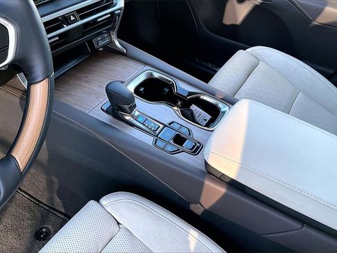 Used 2024 Lexus RX 450h AWD w/ Luxury Package image 5