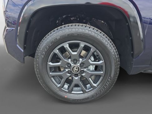 New 2026 Toyota Tundra Platinum AWD/4WD image 14