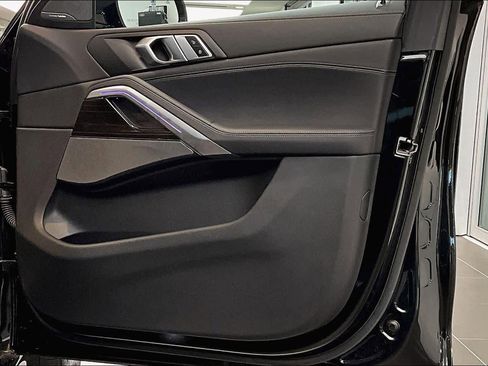 Used 2025 BMW X6 xDrive40i image 22