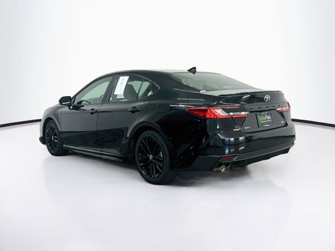 Used 2025 Toyota Camry SE FWD image 5