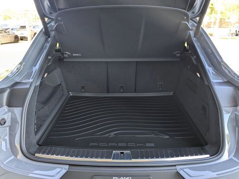 New 2026 Porsche Cayenne Coupe image 23