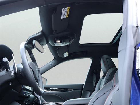 Used 2024 Maserati Levante GT Ultima image 36