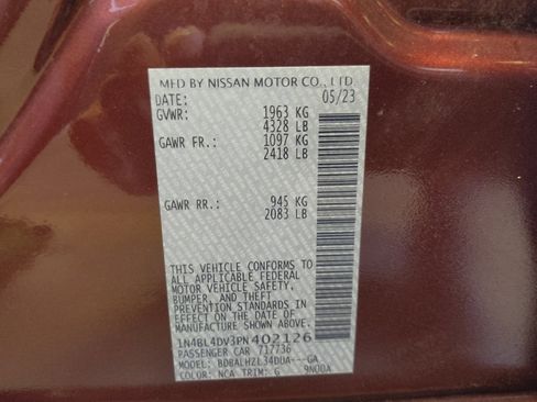 Used 2023 Nissan Altima 2.5 SV FWD image 33