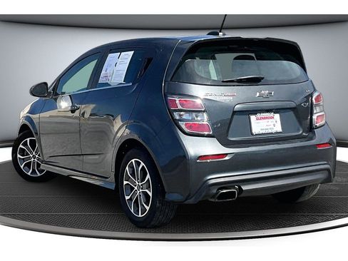 Used 2018 Chevrolet Sonic LT w/ True North Edition FWD image 2