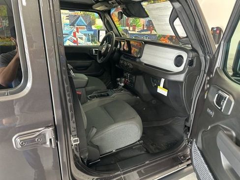 New 2025 Jeep Wrangler Willys AWD/4WD image 50