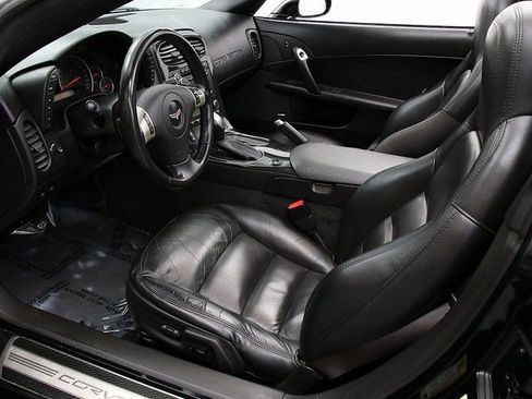 Used 2011 Chevrolet Corvette Grand Sport w/ Preferred Equipment Group image 12