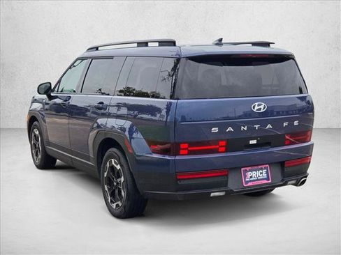 Used 2026 Hyundai Santa Fe SEL FWD image 8