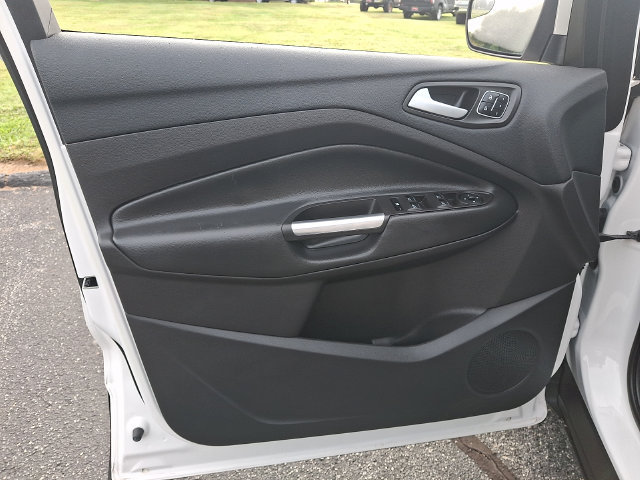 Used 2018 Ford Escape Titanium AWD/4WD image 12