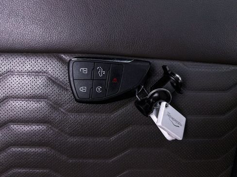 Used 2024 Chevrolet Silverado 1500 ZR2 w/ Technology Package image 44