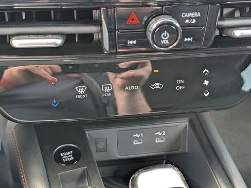 New 2026 Nissan Kicks SR image 27