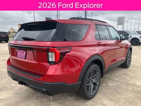 New 2026 Ford Explorer ST-Line w/ ST-Line Street Pack RWD image 7