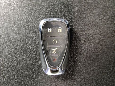 Used 2018 Chevrolet Equinox LT image 32