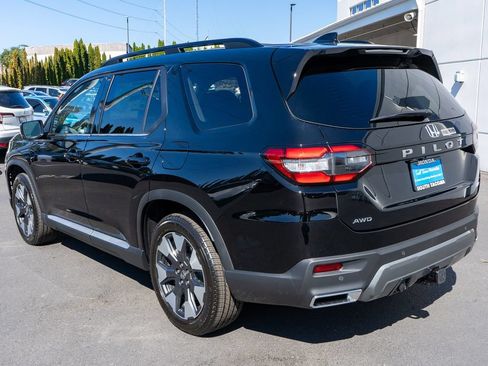 New 2026 Honda Pilot Elite image 8