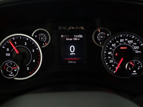 Used 2025 RAM 2500 Lone Star image 16