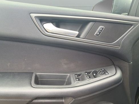 Used 2017 Ford Edge SE AWD/4WD image 24