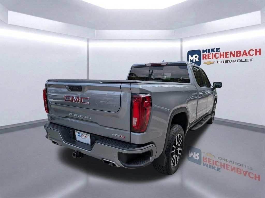 Used 2024 GMC Sierra 1500 AT4 w/ AT4 Premium Package AWD/4WD image 4
